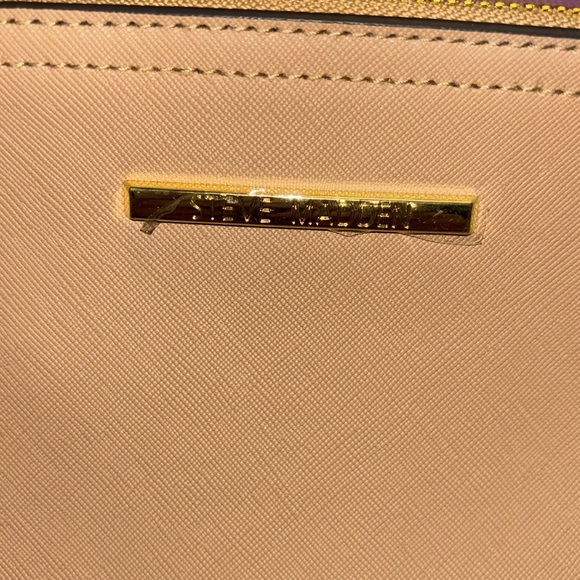 Steve Madden B Maggie Dome Crossbody Bag in Camel, New With Tags - Picture 2 of 11